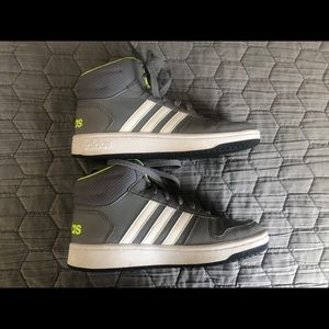 Boys ADIDAS basketball HOOPS MID 2.0